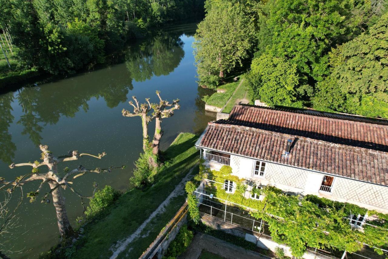 Villa Le Gué Renard-un Balcon Sur La Charente Jarnac Exterior foto