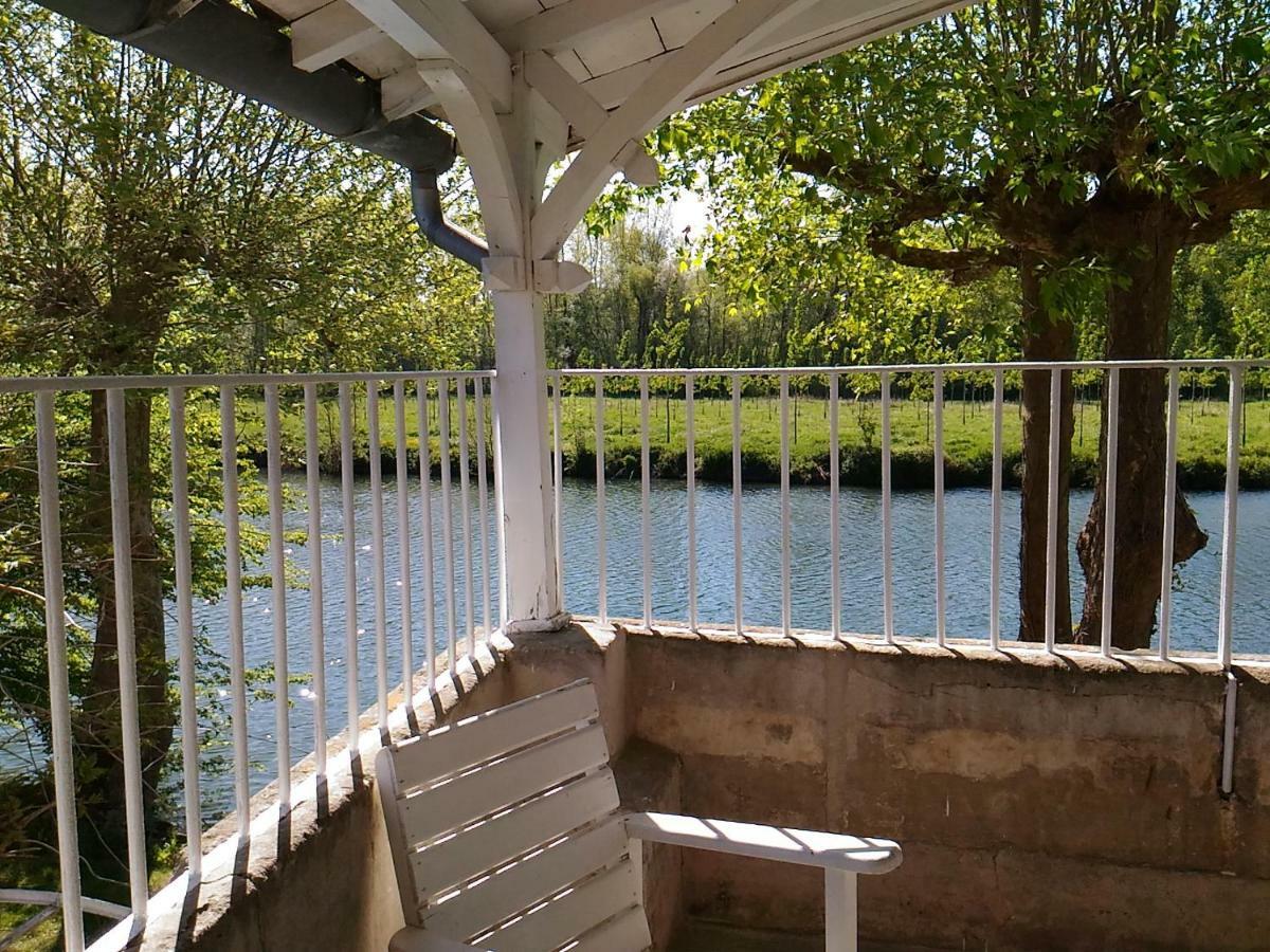 Villa Le Gué Renard-un Balcon Sur La Charente Jarnac Exterior foto